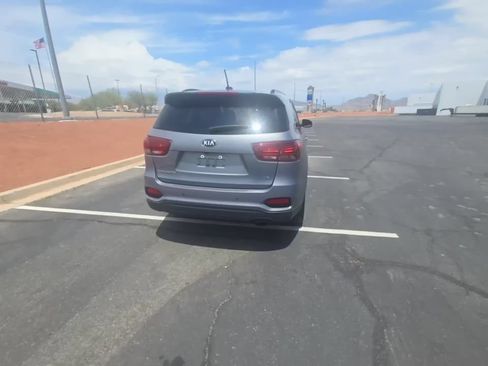 Used 2020 Kia Sorento S FWD image 6
