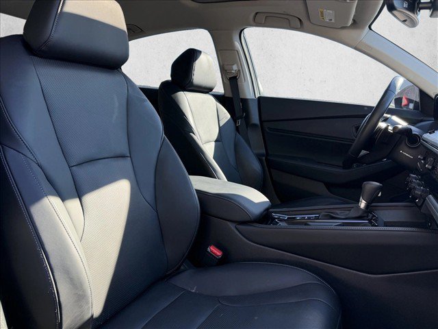 Used 2025 Honda Accord Touring image 29