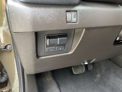 Certified 2025 GMC Canyon Elevation w/ Convenience Package AWD/4WD image 25