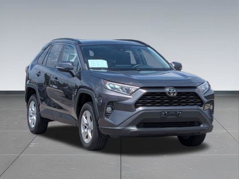 Used 2019 Toyota RAV4 XLE w/ Convenience Package AWD/4WD image 7