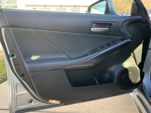 Used 2025 Lexus IS 500 500 F SPORT Performance image 14