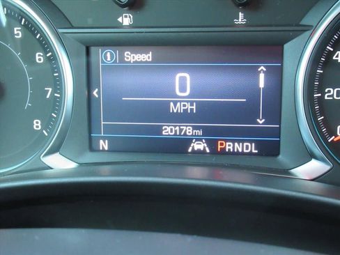 Used 2024 Chevrolet Equinox LT image 32