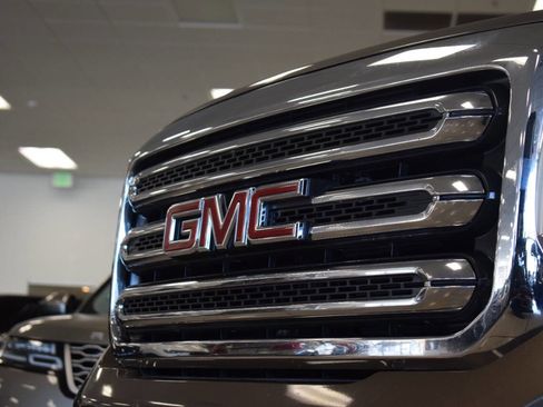 Used 2015 GMC Canyon SLT w/ Driver Alert Package image 18