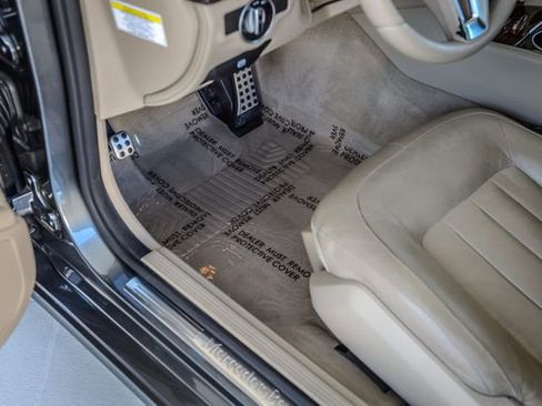 Used 2014 Mercedes-Benz CLS 550 4MATIC image 40