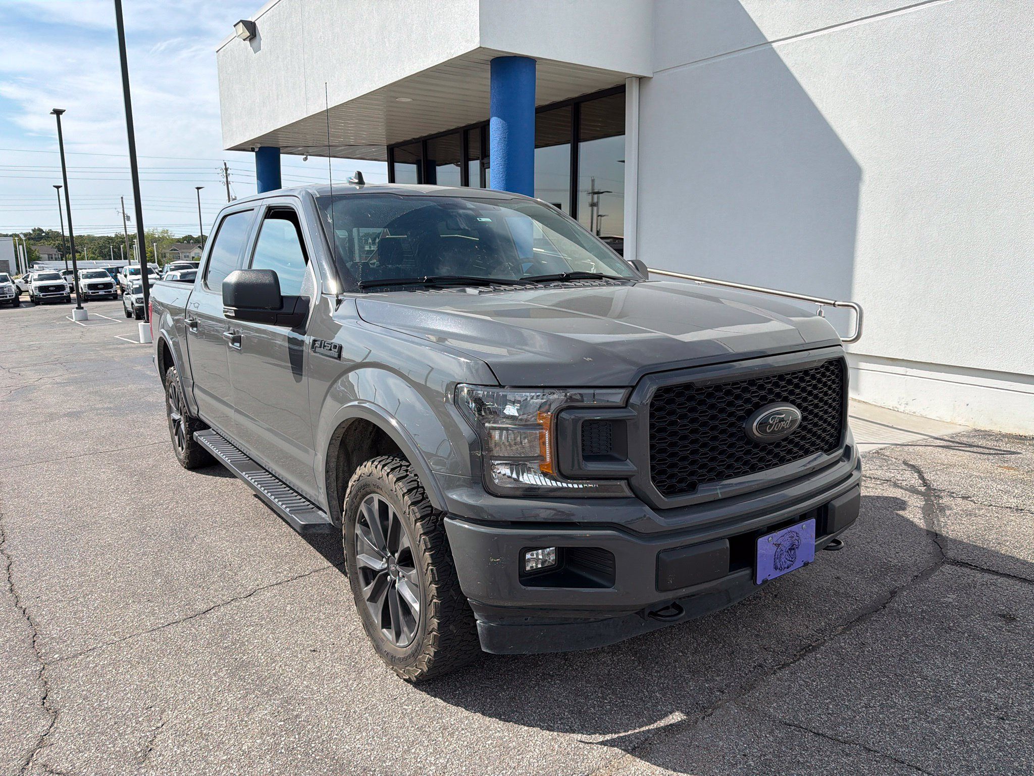 Used 2020 Ford F150 XLT w/ Equipment Group 302A Luxury AWD/4WD image 3