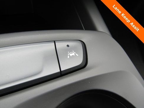 New 2026 Chevrolet Trax RS FWD image 16