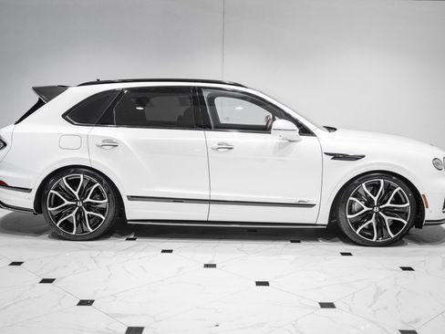 New 2026 Bentley Bentayga Speed image 5