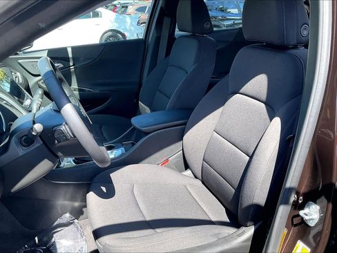 Used 2020 Chevrolet Malibu RS image 23