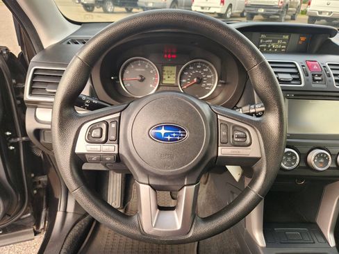 Used 2018 Subaru Forester 2.5i AWD/4WD image 20