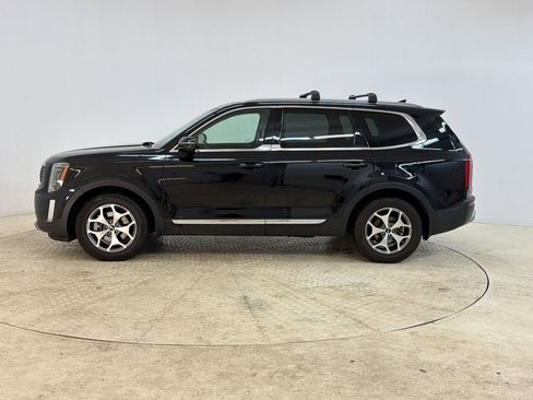 Used 2020 Kia Telluride EX AWD/4WD image 2