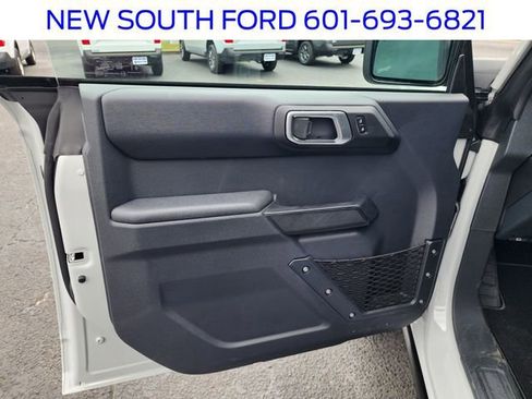 New 2026 Ford Bronco Badlands image 17