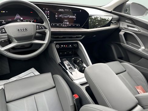 Certified 2025 Audi Q5 Premium w/ Premium Plus AWD/4WD image 26