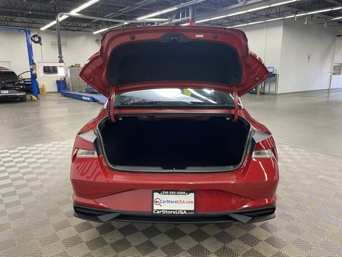 Used 2023 Hyundai Elantra SEL image 8