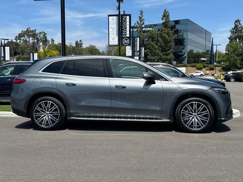 Certified 2023 Mercedes-Benz EQS 450+ SUV image 2