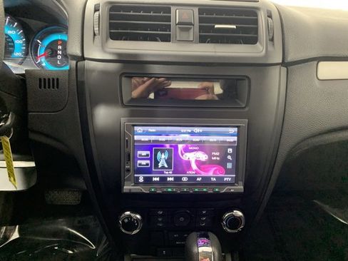 Used 2010 Ford Fusion SE image 7