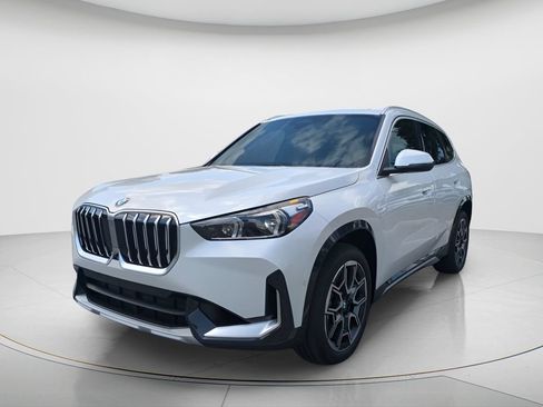 Used 2026 BMW X1 xDrive28i w/ Technology Package AWD/4WD image 2