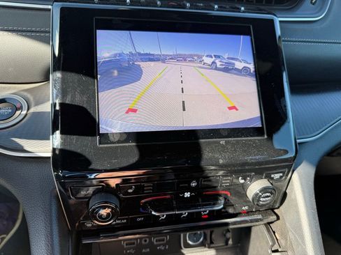 Used 2024 Jeep Grand Cherokee Altitude image 15