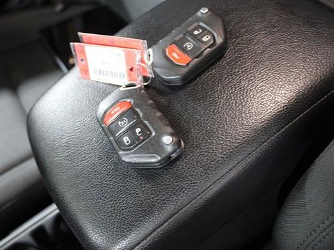 Used 2020 Jeep Gladiator Sport w/ Quick Order Package 24S image 18