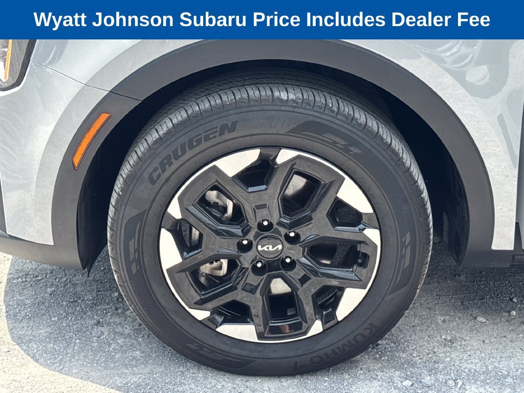 Used 2025 Kia Sorento S FWD image 28