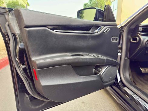 Used 2016 Maserati Quattroporte GTS image 46