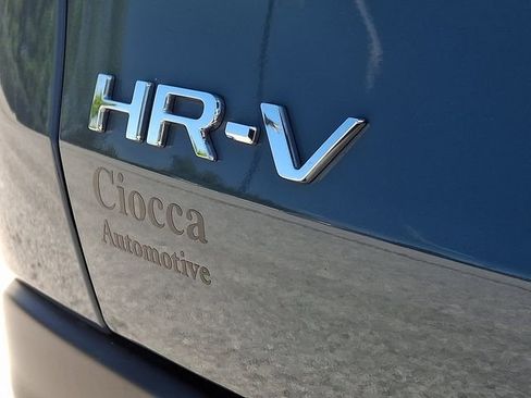 Used 2025 Honda HR-V Sport image 32