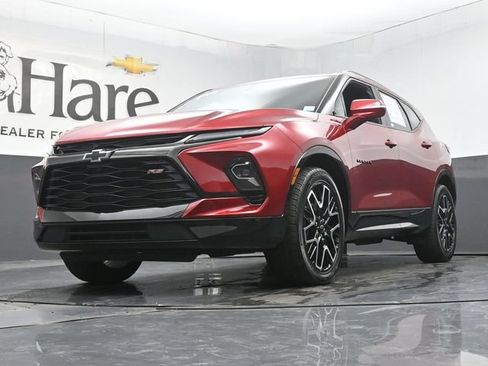 Used 2024 Chevrolet Blazer RS w/ Driver Confidence II Package FWD image 4
