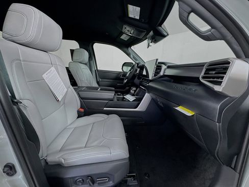 New 2026 Toyota Tundra SR5 image 29