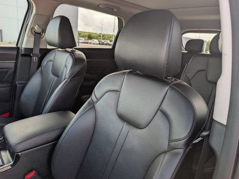 Used 2024 Kia Sorento SX AWD/4WD image 10