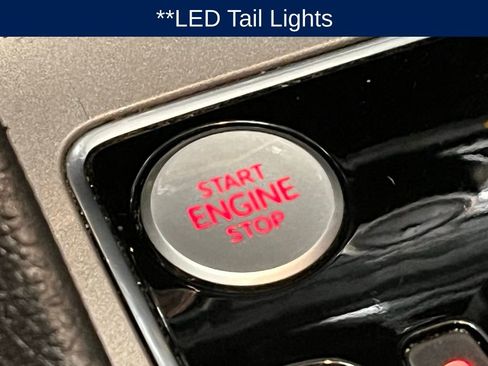 Used 2020 Volkswagen Passat 2.0T R-Line image 13