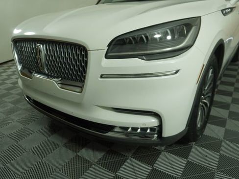 Used 2020 Lincoln Aviator Reserve w/ Elements Package Plus RWD image 11