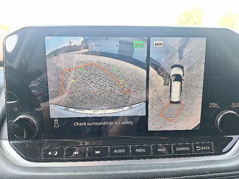 Used 2021 Nissan Rogue Platinum FWD image 15