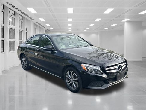Used 2015 Mercedes-Benz C 300 4MATIC Sedan image 3