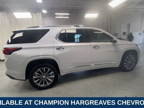 Used 2023 Chevrolet Traverse Premier w/ LPO, Floor Liner Package AWD/4WD image 11
