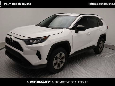 Certified 2021 Toyota RAV4 LE FWD image 1