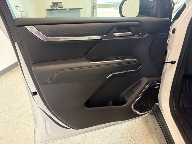 Used 2026 GMC Acadia Elevation w/ LPO, Floor Liner Package AWD/4WD image 42
