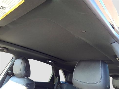 Certified 2022 Cadillac XT5 Premium Luxury image 13