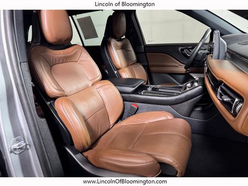 Used 2023 Lincoln Aviator Reserve w/ Equipment Group 201A AWD/4WD image 13