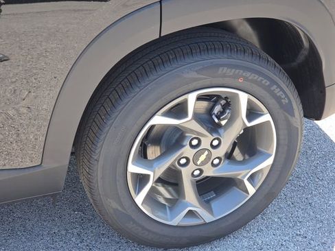 New 2026 Chevrolet Trax LT w/ Driver Confidence Package FWD image 12