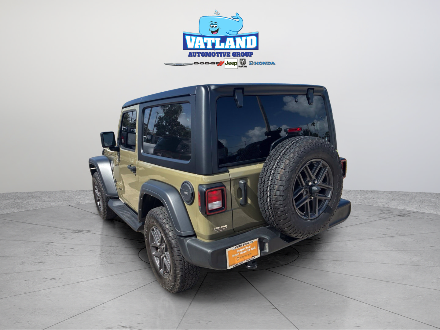 Certified 2025 Jeep Wrangler Sport AWD/4WD image 3