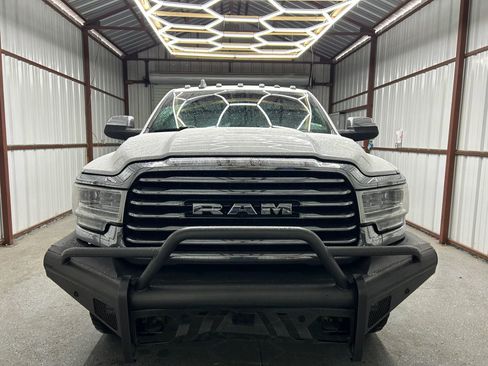 Used 2022 RAM 2500 Limited image 2
