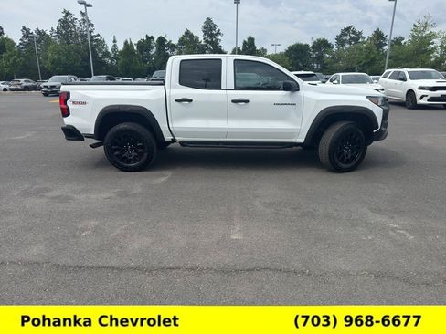 Used 2023 Chevrolet Colorado Trail Boss w/ Advanced Trailering Package AWD/4WD image 8