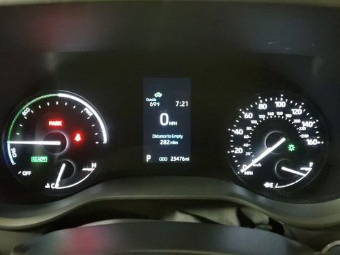 Used 2021 Toyota Sienna XSE w/ XSE Plus Package image 16