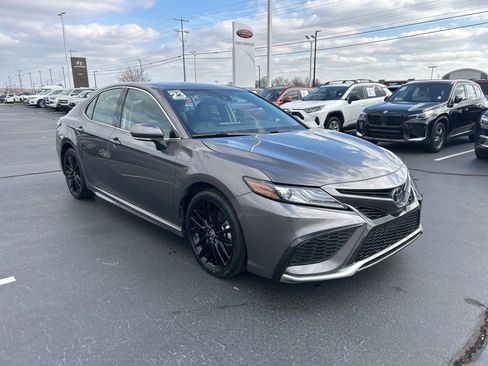 Used 2024 Toyota Camry XSE image 20
