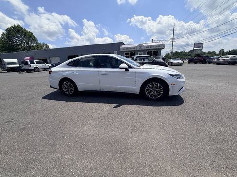 Used 2020 Hyundai Sonata SEL w/ Convenience Package FWD image 17