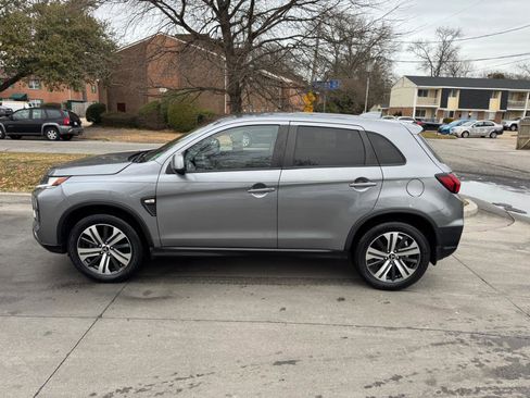 Used 2021 Mitsubishi Outlander Sport FWD image 3