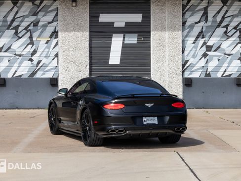 Used 2023 Bentley Continental GT Speed image 12