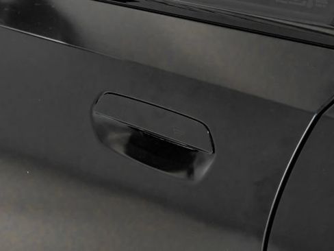 Used 2026 BMW M5 w/ Carbon Package AWD/4WD image 57