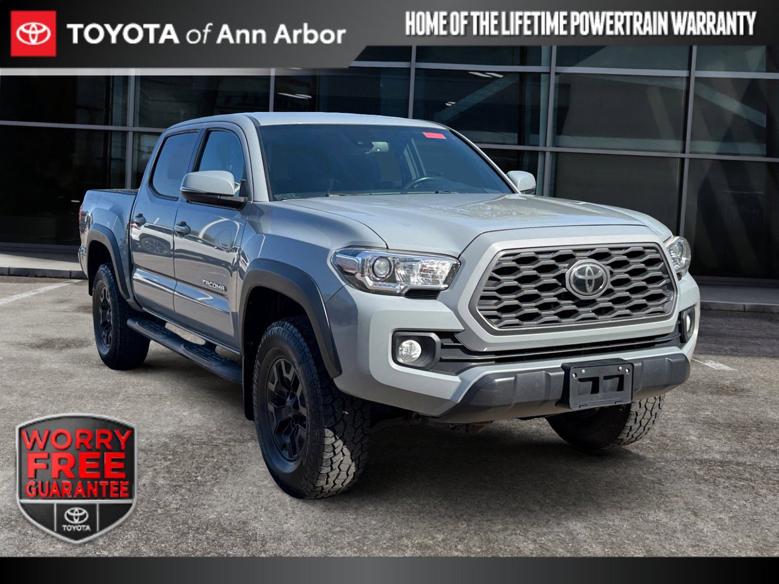 Used 2020 Toyota Tacoma TRD Off-Road w/ Technology Package AWD/4WD image 1