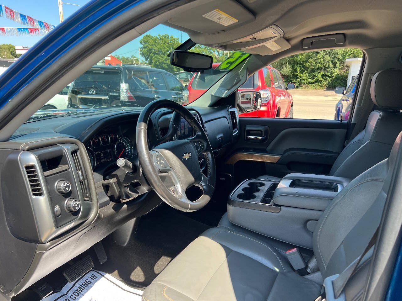 Used 2015 Chevrolet Silverado 1500 LTZ AWD/4WD image 11