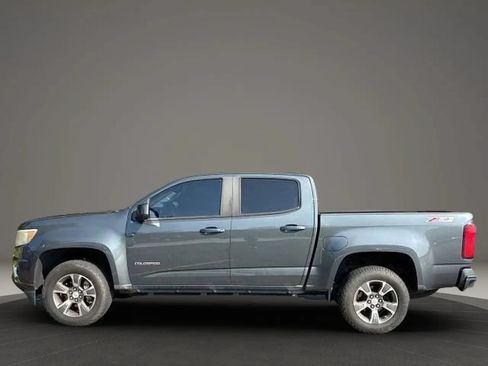 Used 2017 Chevrolet Colorado Z71 AWD/4WD image 6